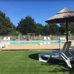Confort 12 Κάμπινγκ